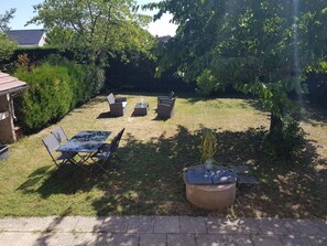 تناول الطعام بالخارج