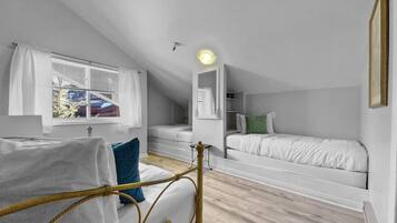 Condo, 3 Bedrooms | Property grounds