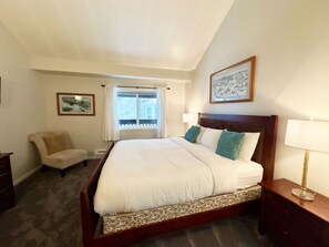 3 chambres, espace de travail pour ordinateur portable