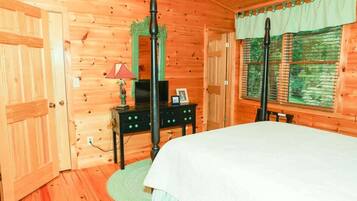 2 quartos, ferros/tábuas de passar roupa, Wi-Fi, roupa de cama