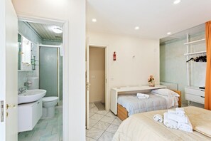 2 Schlafzimmer, Bügeleisen/Bügelbrett, WLAN