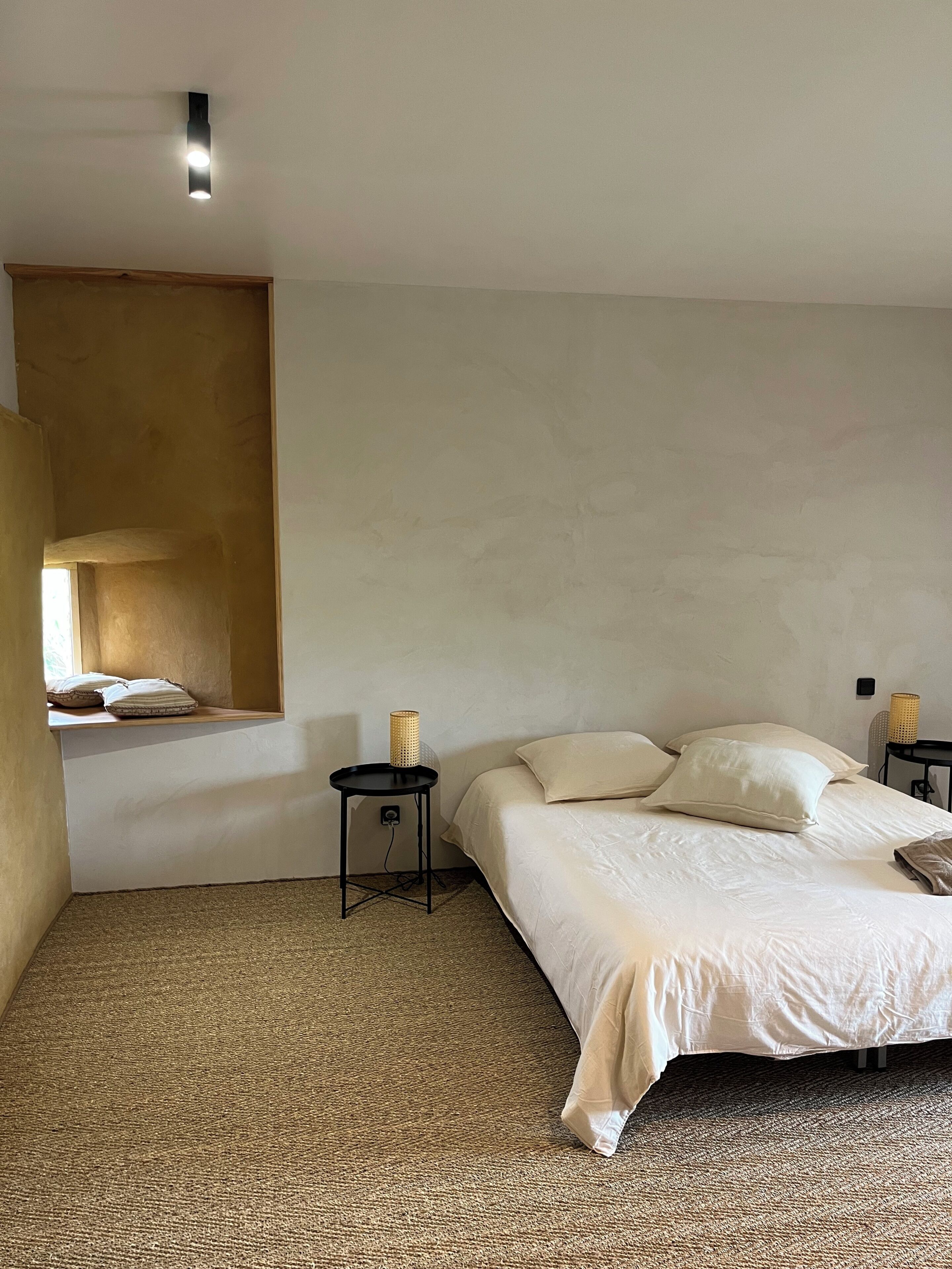 2 chambres, bureau, fer et planche à repasser, Wi-Fi gratuit