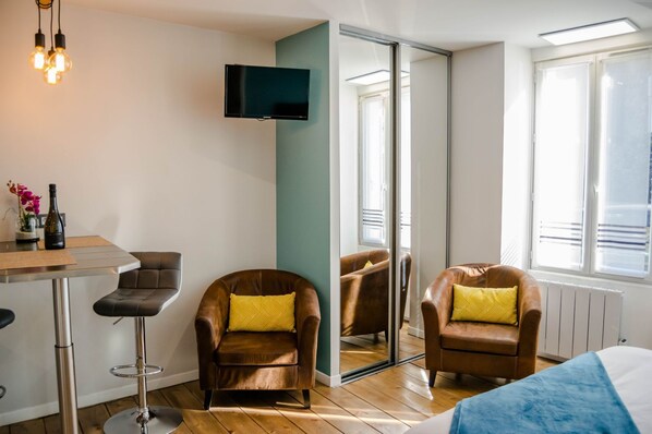 Interior - BnB Epernay   Studio 86   Your Cozy Nest for Two in Épernay (Épernay)