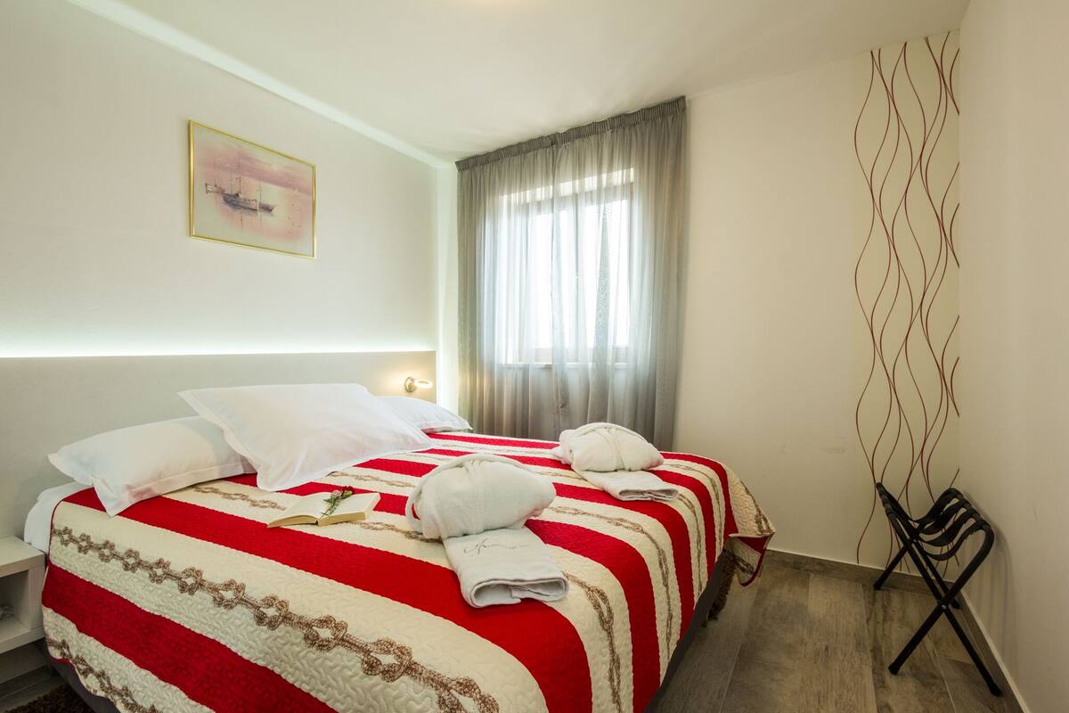 Design Apartment | 1 bedroom, laptop workspace, free WiFi, individually decorated