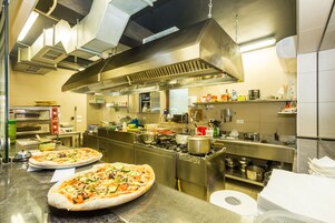 Daily continental breakfast (EUR 20 per person)