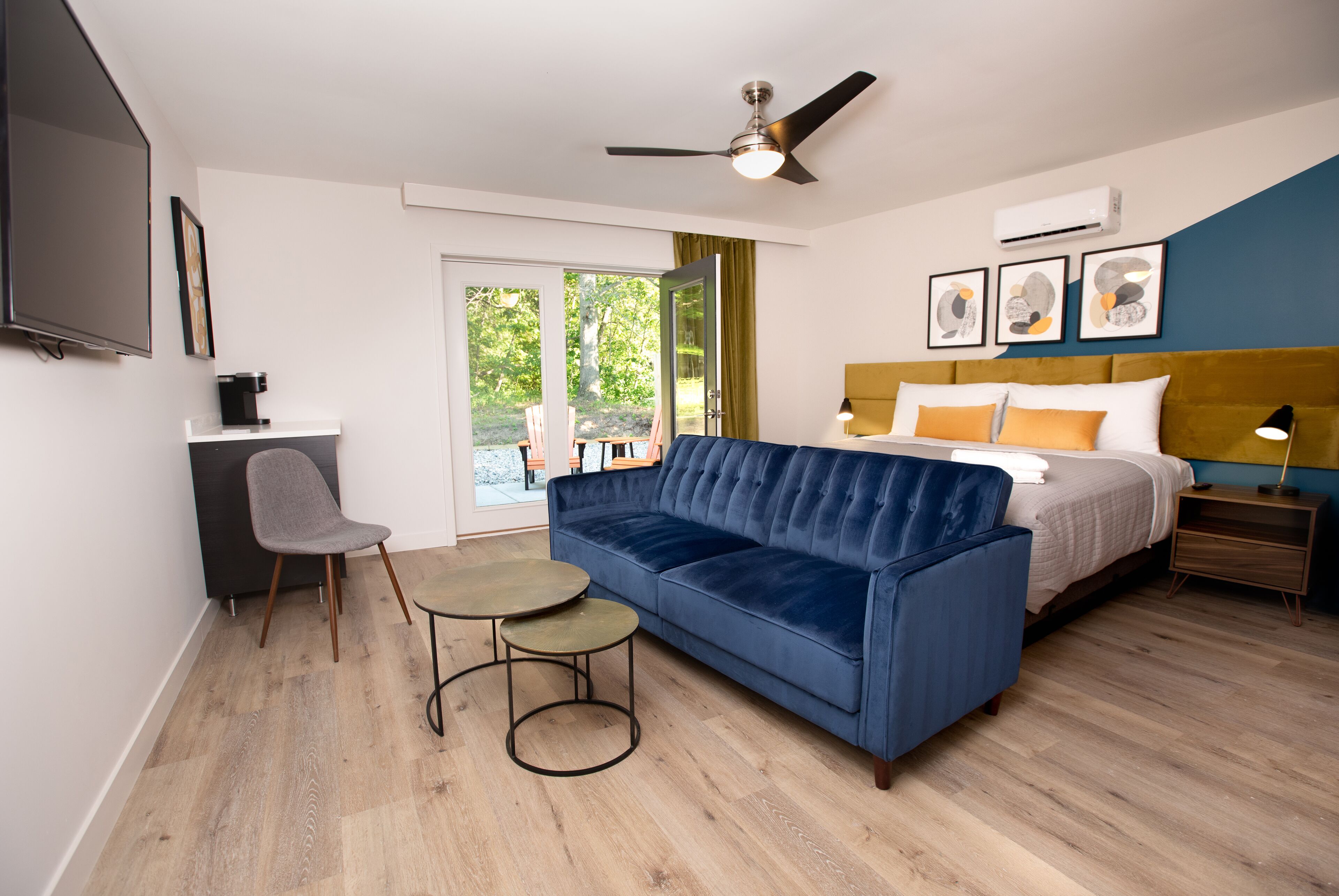 premium studio suite, 1 king bed | individually decorated, desk, laptop workspace, blackout curtains