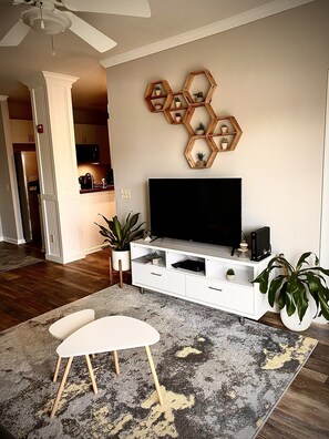 Smart TV - Renovated Condo Near Outlets, 3.5 Miles to the Beach (Rehoboth Beach)