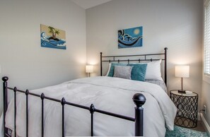 3 chambres, fer et planche à repasser, Wi-Fi, literie fournie