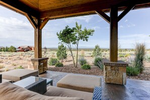 المنطقة المحيطة بالمنشأة