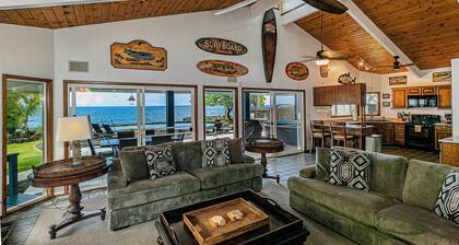 Hilo Shangrila - Oceanfront, Pool and Hot Tub Private Vacation Rental