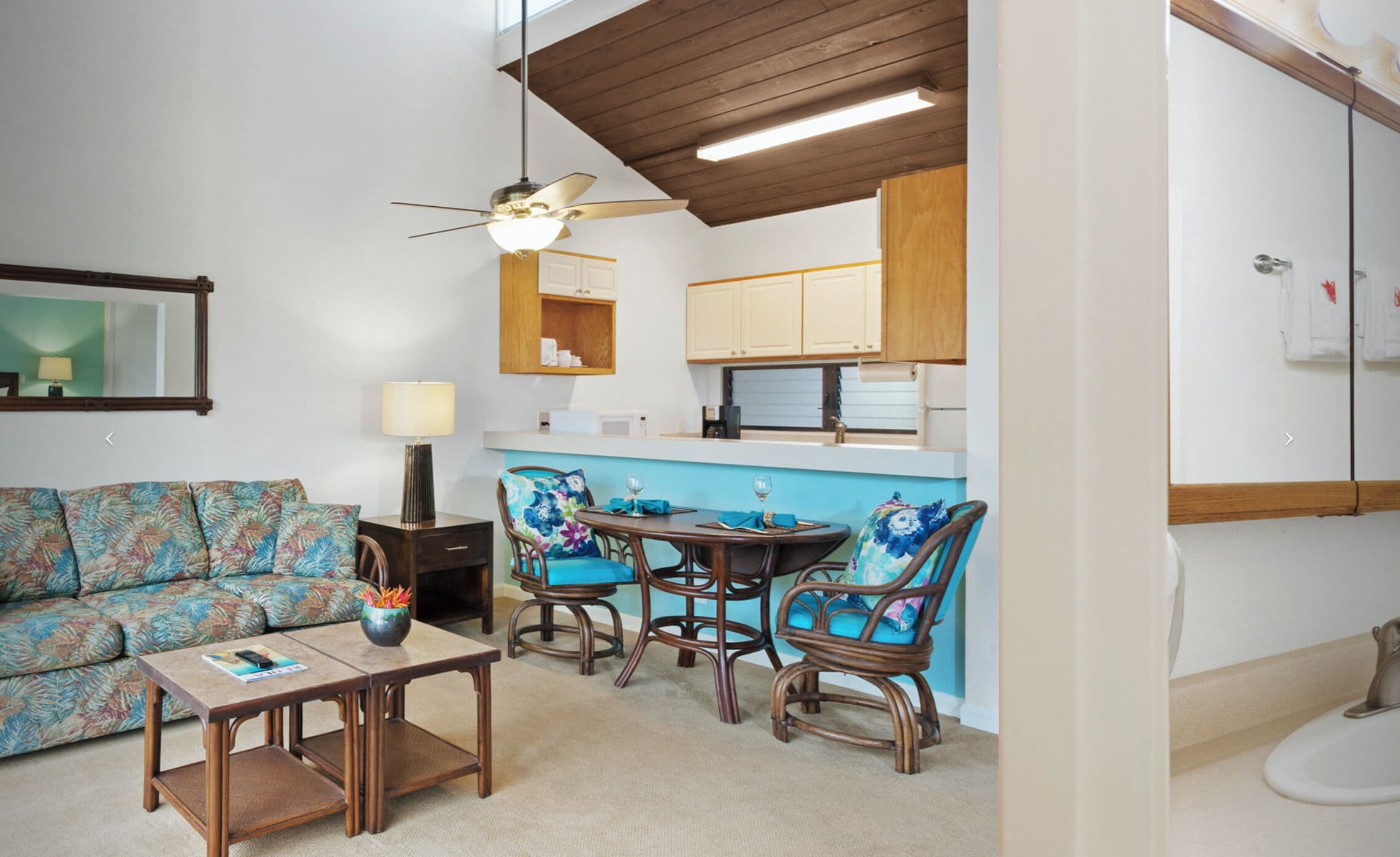 Smart TV, table tennis