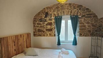 1 Schlafzimmer, Bügeleisen/Bügelbrett, Reisekinderbett, kostenloses WLAN