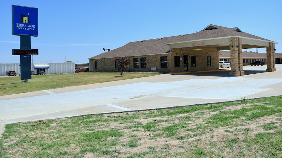 Heritage Inn & Suites