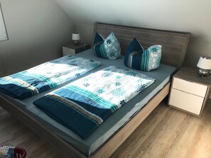 2 bedrooms