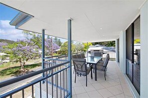 Outdoor dining - Perfect Patonga Paradise (Patonga)