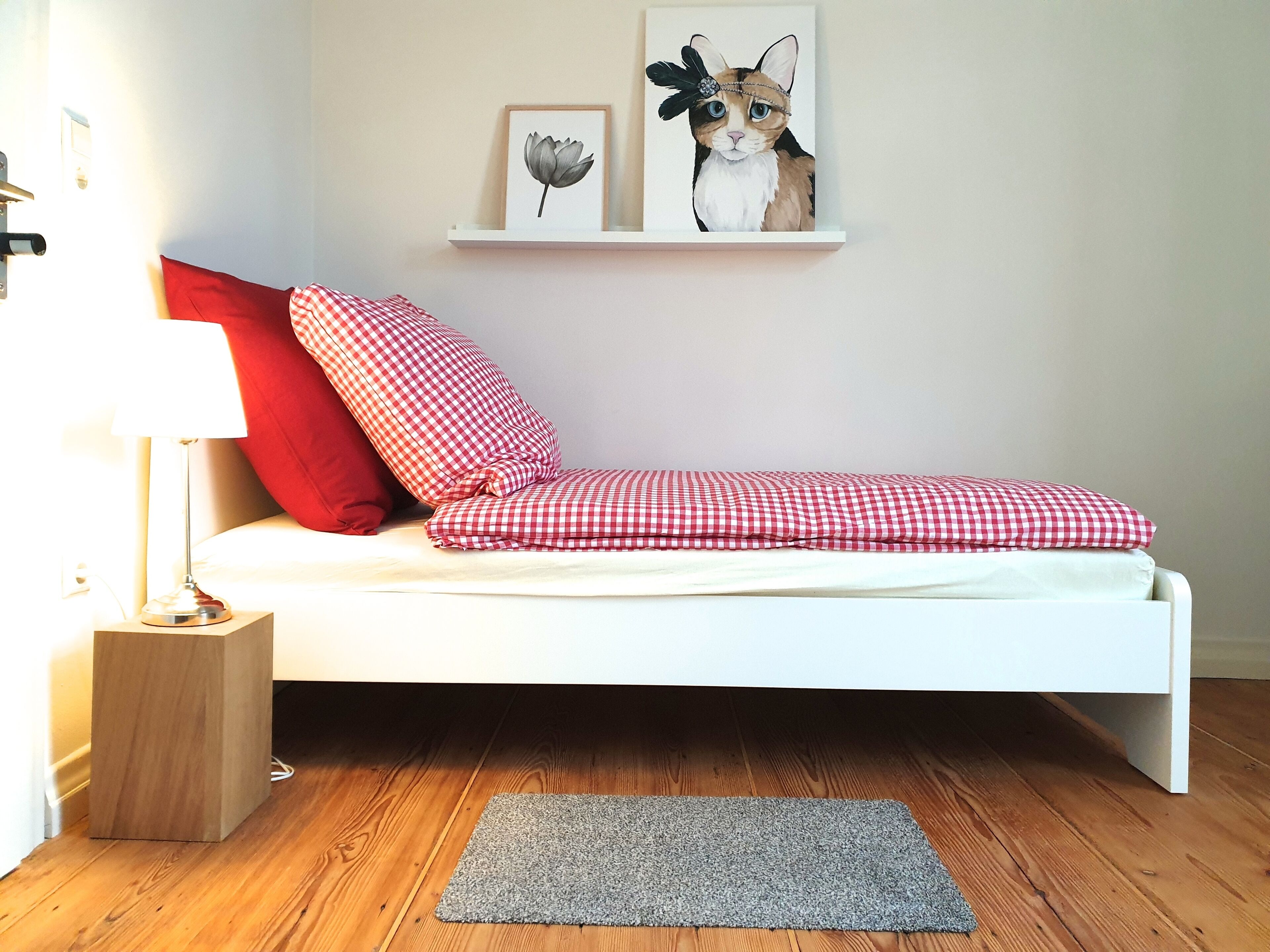 4 soverom, wi-fi (inkludert) og sengetøy