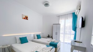 Free WiFi, bed sheets - Minerva Port Hotel (Cesme)