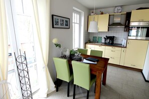 Fridge, oven, dishwasher, coffee/tea maker - Villa Rosita Wg. Sonnendeck (Rerik)