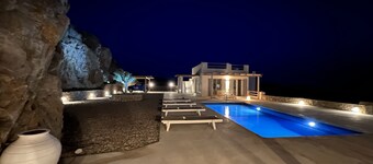 180-degree panoramic view of the sea and Paros. Stunning sunsets!