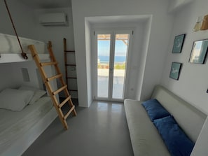 3 chambres, fer et planche à repasser, accès au Wi-Fi (inclus)