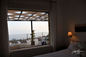 2 slaapkamers, een bureau, een strijkplank/strijkijzer, gratis wifi