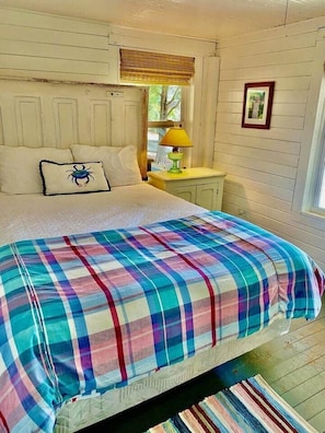 5 habitaciones, tabla de planchar con plancha, wifi y ropa de cama 