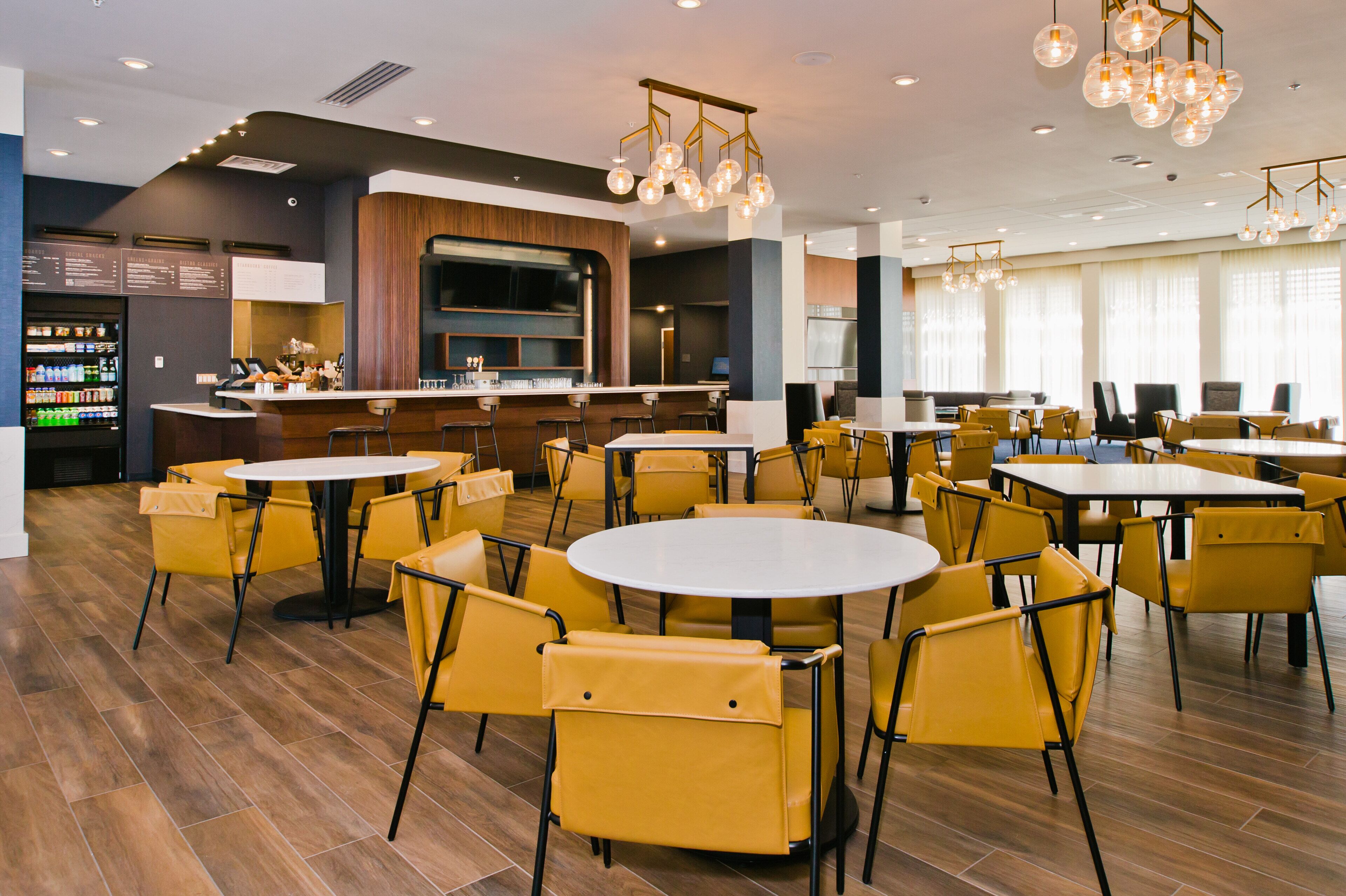 فطور مطهو حسب الطلب يوميًا مقابل رسوم