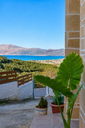 Property grounds - Jacob's  cottage Ideal Base for  Balos & Elafonisi (Kallergiana)