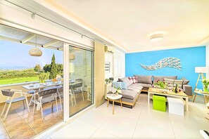 TV connectée, lecteur de DVD, vidéothèque, imprimantes