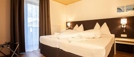 2 Schlafzimmer, Zimmersafe, kostenloses WLAN