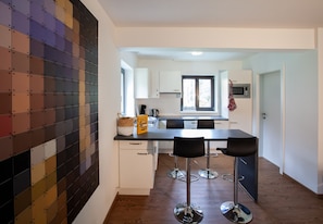 Fridge, microwave, oven, dishwasher