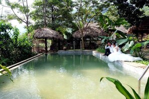 Kolam renang outdoor