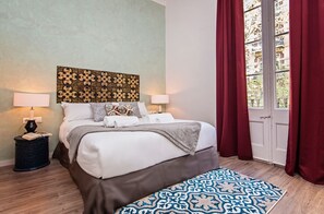 4 bedrooms, iron/ironing board, free WiFi, bed sheets