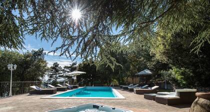 Pool villa "the trinity"