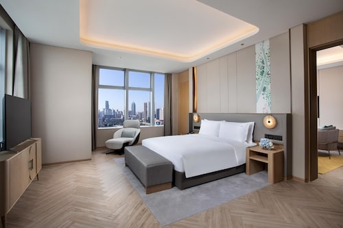 Holiday Inn Wuxi Central Station