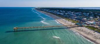 Brand NEW! | Luxury Townhome | 2 Master Suites | Elevator | Pool and ocean view