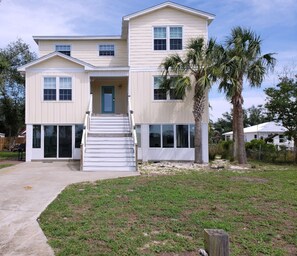 Exterior - Large beach house with awesome game room! (Mexico Beach)
