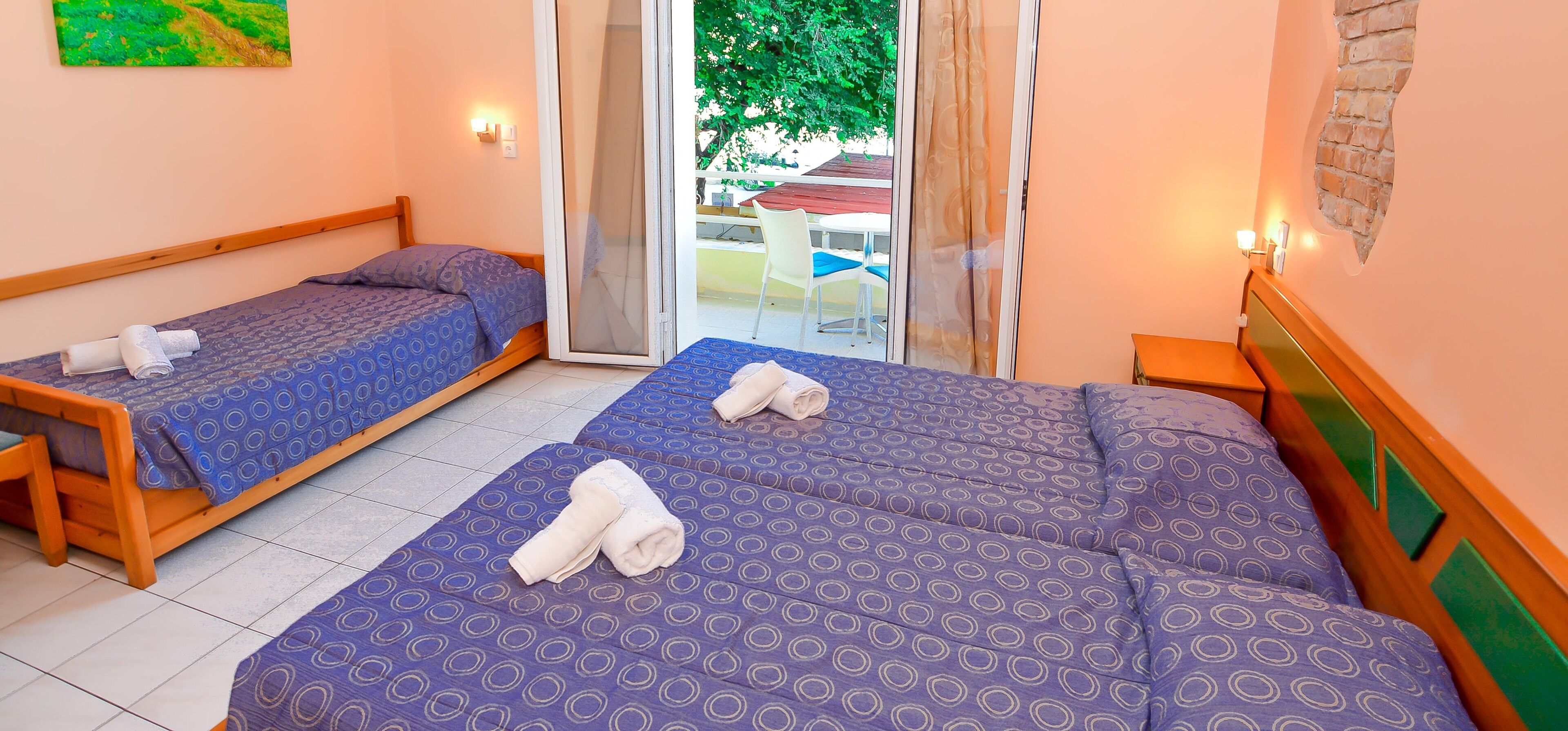 Triple Room, Sea View | Free WiFi, bed sheets