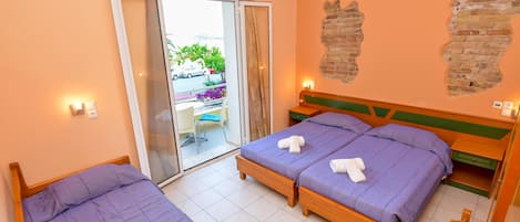 Tremannsrom, sjøutsikt | Wi-fi (inkludert) og sengetøy