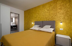 2 chambres, coffres-forts dans les chambres, Wi-Fi gratuit
