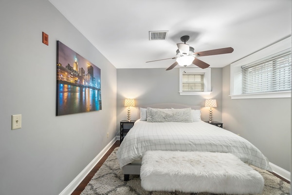 3 bedrooms, desk, iron/ironing board, free WiFi