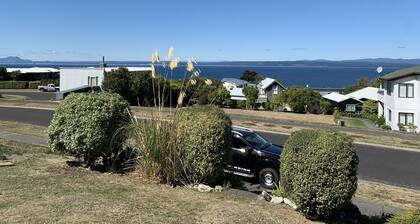 Linga-Longa Lakeside Retreat