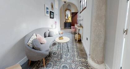 Hostal La Espanola by Bossh