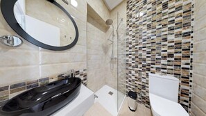 Bathroom - Hostal La Espanola by Bossh (Rota)