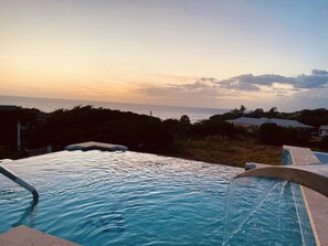 A rooftop pool - Bramble Beach Villa - Modern Rustic 3-Bedroom Villa (Treasure Beach)