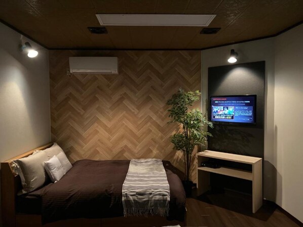 1 bedroom, desk, iron/ironing board, free WiFi