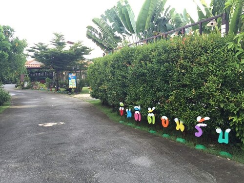 OYO 1057 Relax Resort