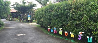 OYO 1057 Relax Resort