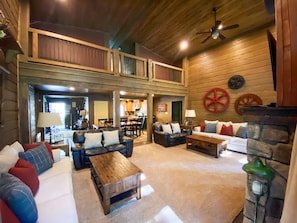 Smart TV, fireplace, DVD player