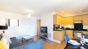 Executive Apartment, Ensuite, City View | Lounge